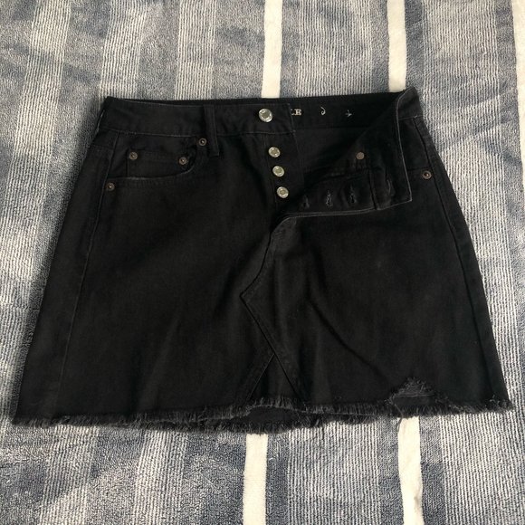 American Eagle Outfitters Dresses & Skirts - AE black denim skirt